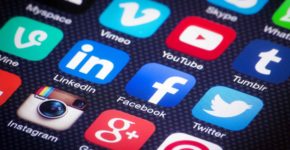 social media influencer